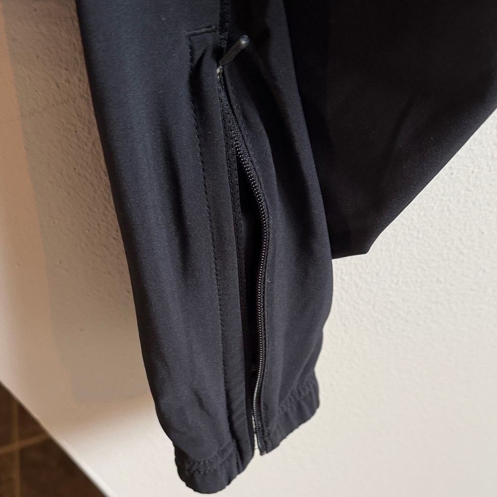 Nike Black Athletic Joggers - Picture 6 of 6